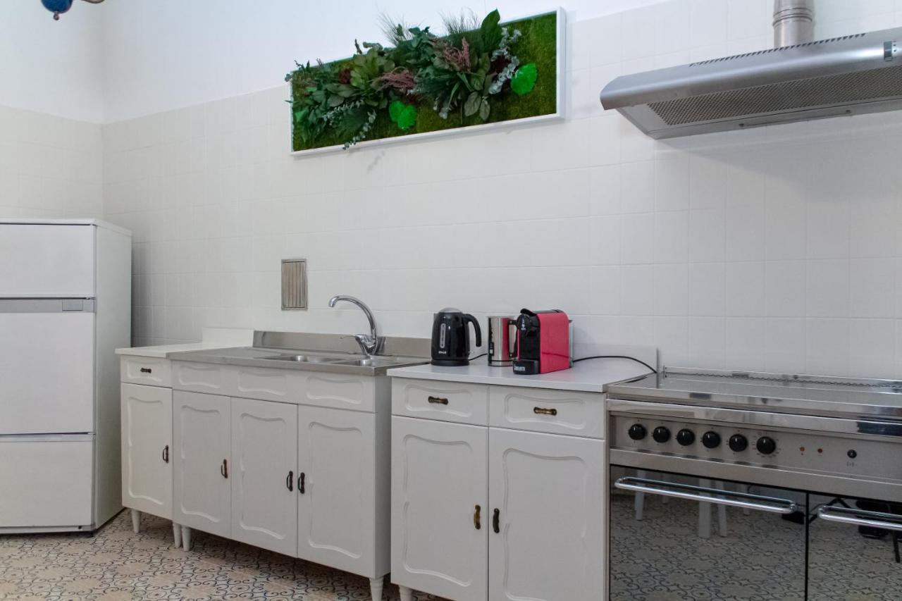 Interno 9 Hotel Bari Exterior photo