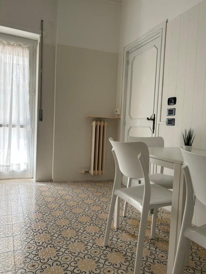 Interno 9 Hotel Bari Exterior photo